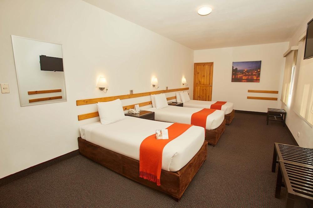 Casa Andina Standard Puno Hotel Екстериор снимка
