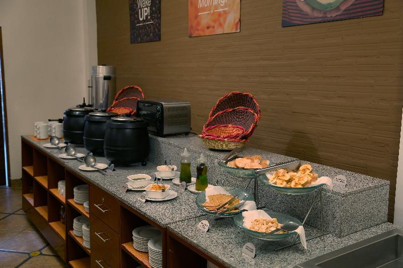 Casa Andina Standard Puno Hotel Екстериор снимка